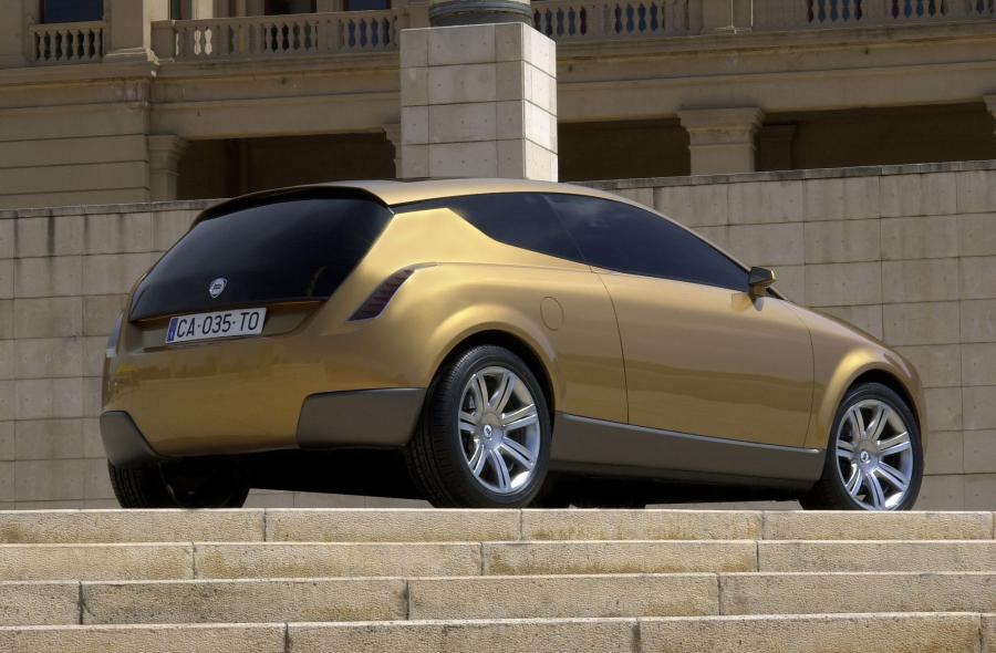  Lancia Granturismo Stilnovo 2003 года  (фото 6 из 20)